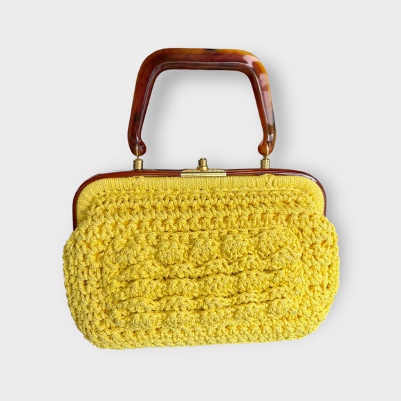 Vintage 1960s Yellow Crochet Purse With Brown Plastic Top Handle - Picture 1 of 4